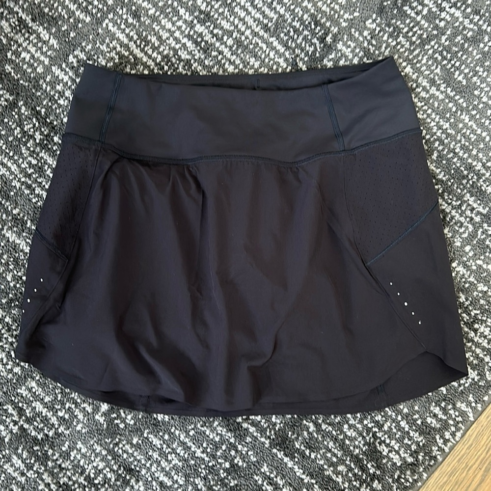 Athleta Run With It Skort